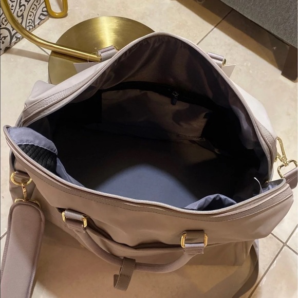 Taupe Weekender Bag 35L - Open Story™ - Picture 8 of 10